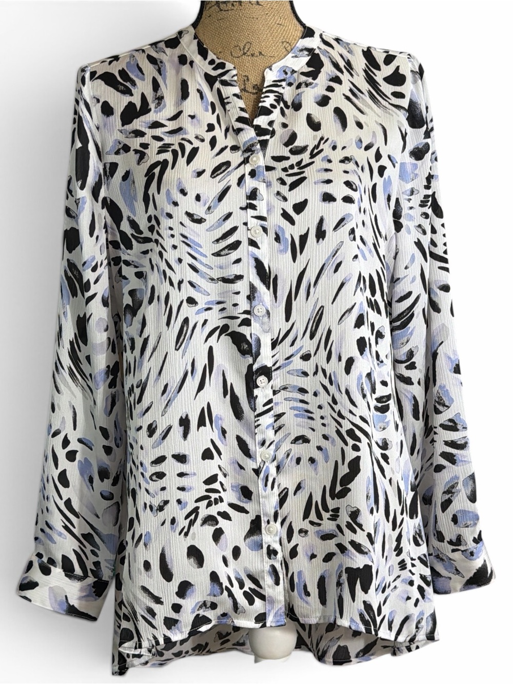 Chico's White, Black & Light Blue Abstract Print Button-Down Blouse EC.  Size 1